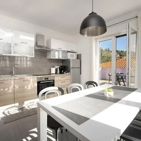 Apartment Astrid 2 Rabac