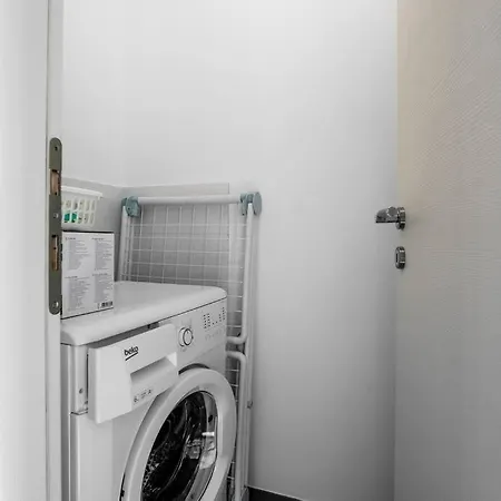 Astrid 2 By Briskva Apartman *