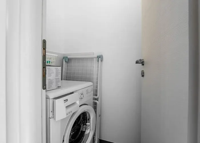 Astrid 2 By Briskva Apartman *